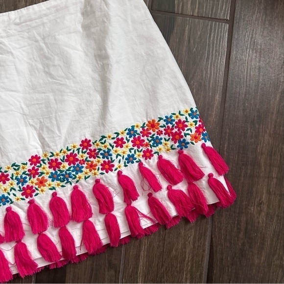 Tularosa x Revolve Millie Embroidered Tassel Mini Skirt in White Sz XL - Picture 3 of 8
